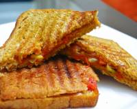 Spicy Onion Tomato Masala Sandwich Recipe