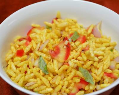 Mumbai Style Spicy Murmura Recipe (Spicy Roasted Puffed Rice)