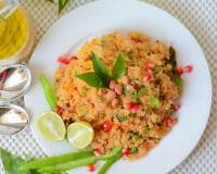 मूंगफली, मटर और कॉर्न रवा उपमा रेसिपी - Rava Upma Recipe With Peanuts, Peas & Corn