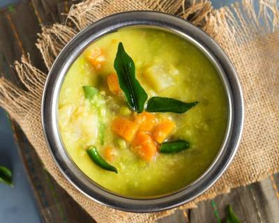 Mulakushyam Recipe - A Mixed Vegetable Lentil Curry