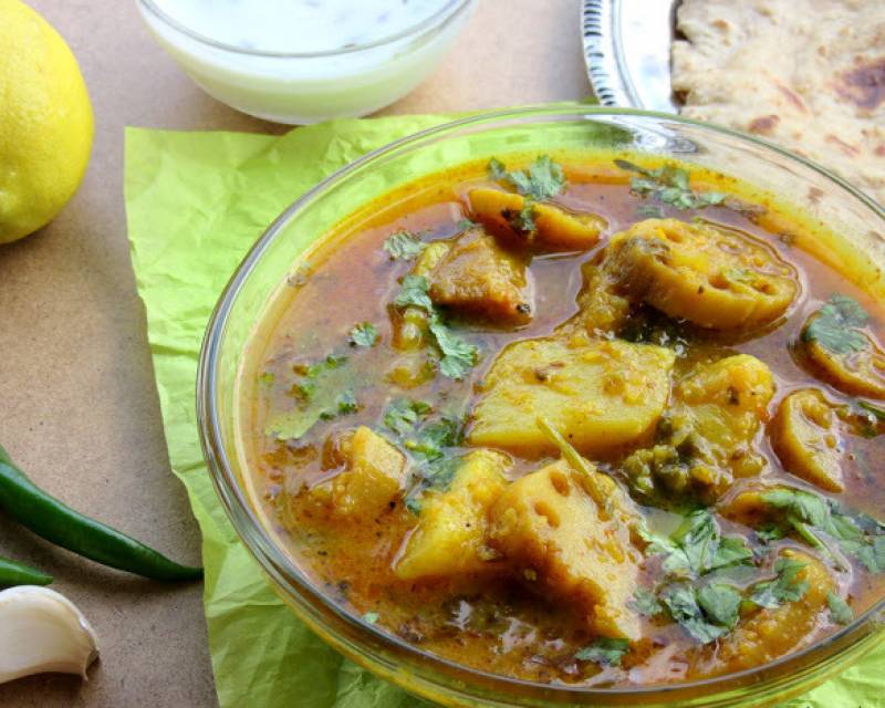 Aloo Bhey Ki Sabzi Recipe (Potato Lotus Stem Curry)