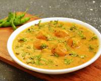 Maharashtrian Golyachi Amti Recipe (Besan Balls In Tamarind Based Spicy Gravy)