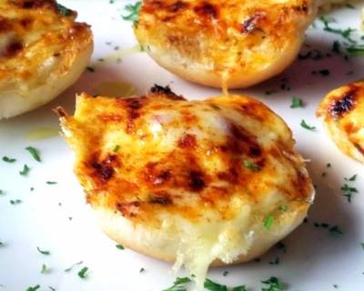 Perfect Gooey Mozzarella Garlic Bread Recipe