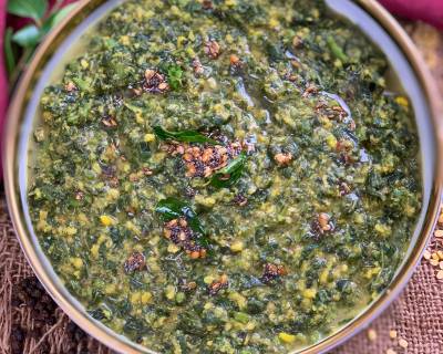 Milagu Keerai Poricha Kootu Recipe - Palak And Moong Dal Kootu