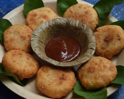 मुंग चीज कचौड़ी रेसिपी - Moong Cheese Kachori (Recipe In Hindi)