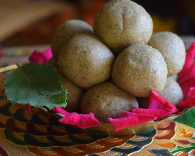 Panjiri Ladoo Recipe