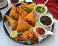 Tandoori Paneer Samosa Recipe - With Baked Option