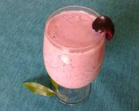 Healthy & Delicious Jamun Fruit Smoothie - Black Plum Smoothie Recipe