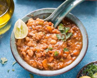 Moroccan Harira Recipe (Thick Soup With Chickpeas & Masoor Dal)