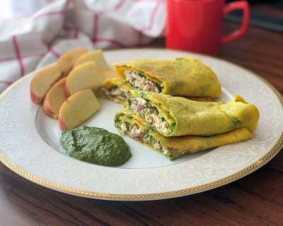 Try This High Protein Breakfast -Moong Dal Cheela with Paneer, Green Chutney & Fruits