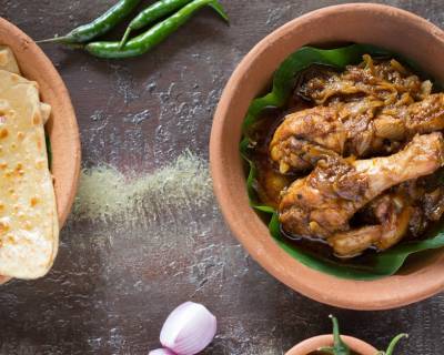 Bengali Kosha Murgir Mangsho Recipe (Chicken in a Spicy Dry Gravy)