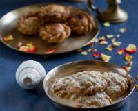 Natorer Luchir Payesh (Milk Pudding With Fried Flatbread)