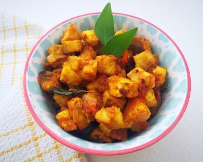 Aratikaya Tomato Koora Recipe - Andhra Style Plantains With Tomato