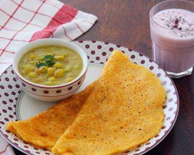 Breakfast Meal Plate - Carrot & Ginger Spiced Dosa, Avarekalu Sagu, Pomegranate and Chia Seeds Smoothie