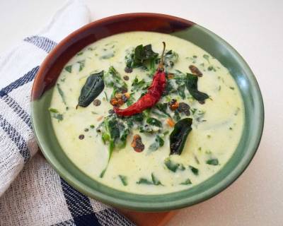 Karnataka Style Harive Soppu Bendi Recipe (Amaranth Leaves Cooked in Coconut Broth)