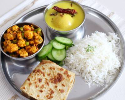 Everyday Meal Plate: Makhana Aur Matar Sabzi, Kadhi Bari, Tawa Paratha, Rice & Salad