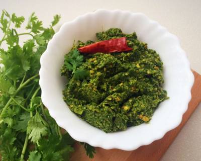 Kothamalli Thovayal Recipe (Dry Coriander Leaves Chutney)