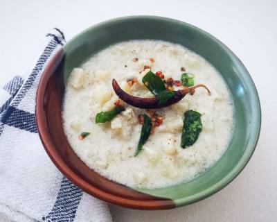 Vazhaithandu Mor Kootu Recipe (Tamil Nadu Style Banana Stem Recipe)