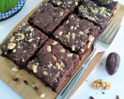 Date And Walnut Whole Wheat Eggless Brownie Recipe