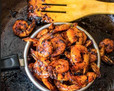 Savory Shrimps On Skillet Recipe