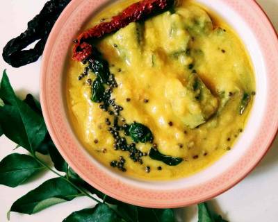 Vendakkai-Vazhakkai Mor Kuzhambu Recipe (Tamil Nadu Style Lady's Finger & Raw Banana Curry)