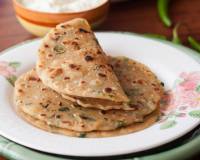 Methi Thalipeeth Recipe (Fresh Fenugreek Leaves Flat Bread) 