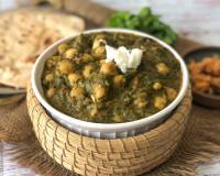 Sarson Chole Ka Saag Recipe - Kabuli Chana In Mustard Leaves Gravy 