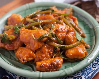 Thai Basil Chicken Recipe-Pad Krapow Gai