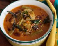 Andhra Style Mukkala Pulusu Recipe-Sweet Tangy Vegetable Stew