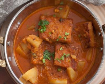 Bengali Style Dhokar Dalna Recipe (Spiced Lentil Cakes in Tomato Gravy Recipe) 