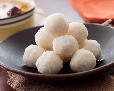 Coorg Style Kadumbuttu/Kadambuttu Recipe (Steamed Rice Balls Recipe)