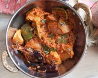 Kadai Chicken Recipe - Chicken Cooked With Onion And Capsicum