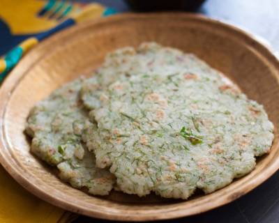 Karnataka Style Sabsige Soppu Akki Rotti (Dill leaves and flattened Rice Bread Recipe)