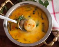 Kerala Style Chemmeen Moilee Recipe - Prawn Curry