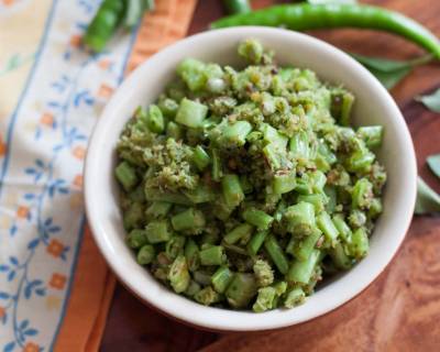 Kerala Style Karamani Thoran Recipe - Yard Beans Stir Fry With Coconut