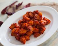 Konkani Style Batata Song Recipe - Dry Red Chili Potatoes Fry 