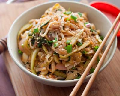 Korean Style Kim chi Udon Stir Fry with Scallions Recipe