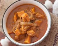 Mangalorean Style Kuvalyacho Pollav Recipe (Yellow Pumpkin Curry Recipe)