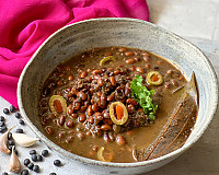 Mexican Style Frijoles Negros Recipe - Black Beans Curry
