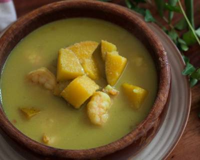 Raw Mango Prawns Curry Recipe