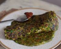 Spinach Thalipeeth Recipe