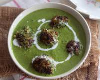 Spinach And Sweet Potato Kofta In Green Curry Recipe 