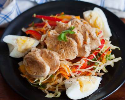 Steamed Chicken With Salad Recipe 