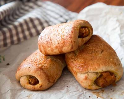 Stuffed Bread Rolls With Pumpkin, Onion & Cheese Recipe