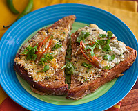 Thai Style Paneer Toast Recipe