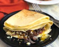 Bacon, Caramelised Onions And Cheese Crepes Recipe 