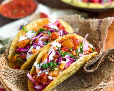 Chatpata Aloo Chaat Taco Recipe With Sour Cream & Salad