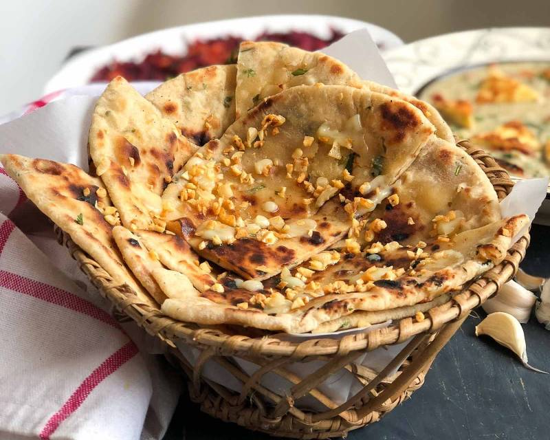 Cheese Garlic Naan Recipe 