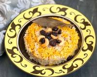 Iranian Berry Pulao Recipe With Caramelized Onion & Cranberry