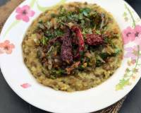Tadkewali Masoor Dal Khichdi Recipe With Garlic & Onions